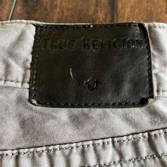 true religion Geno relaxed slim distressed pants size 33 by 32 in GUC light grey - Picture 6 of 14